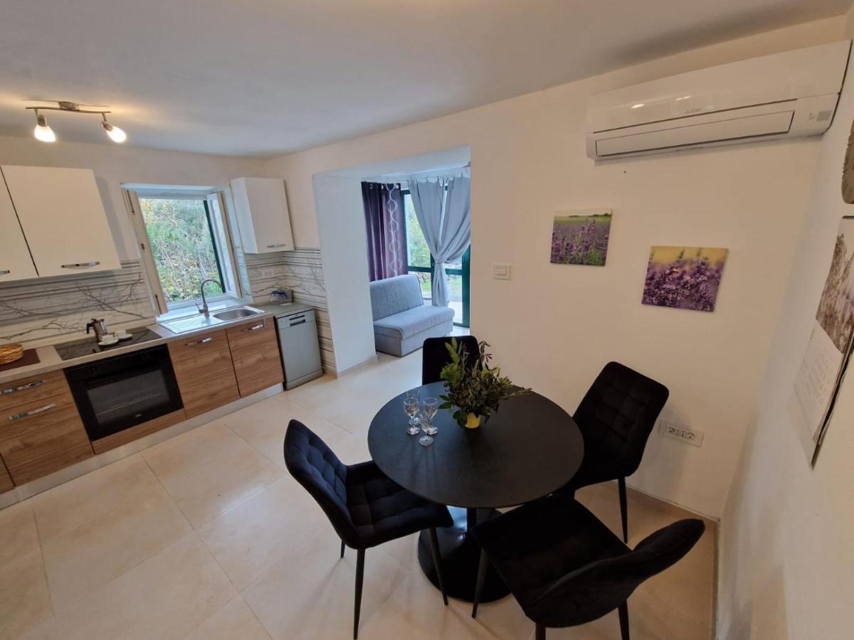 Lavanda Apartman 1 Đảo Đảo Cres Ngoại thất bức ảnh